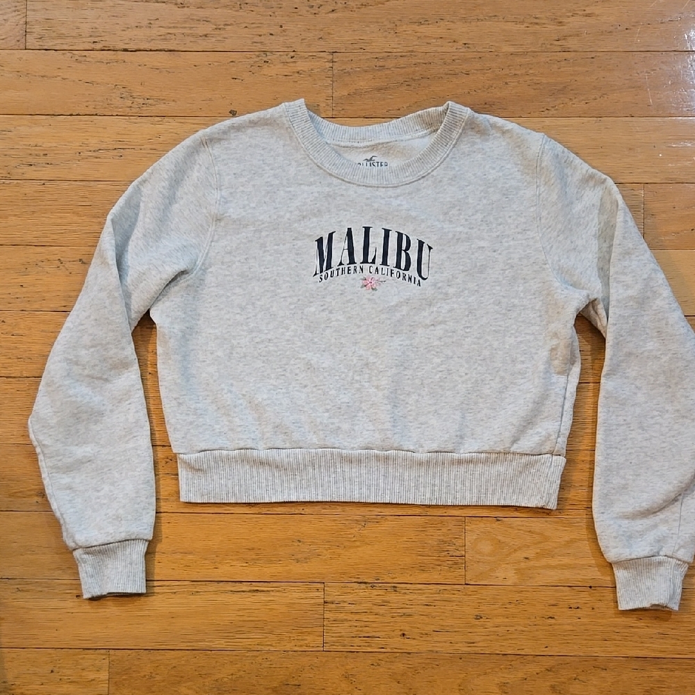 Hollister Long SLeeve Pullover Top Gray Malibu Crewneck Small  Fleece Lined